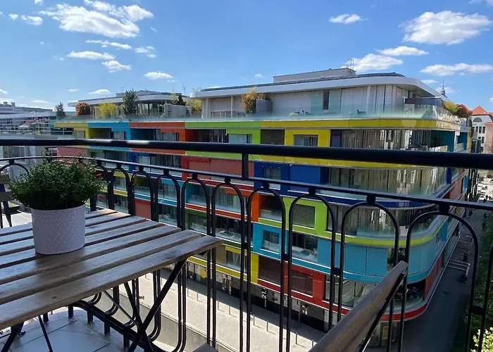 דירה With View And Balcony בודפשט