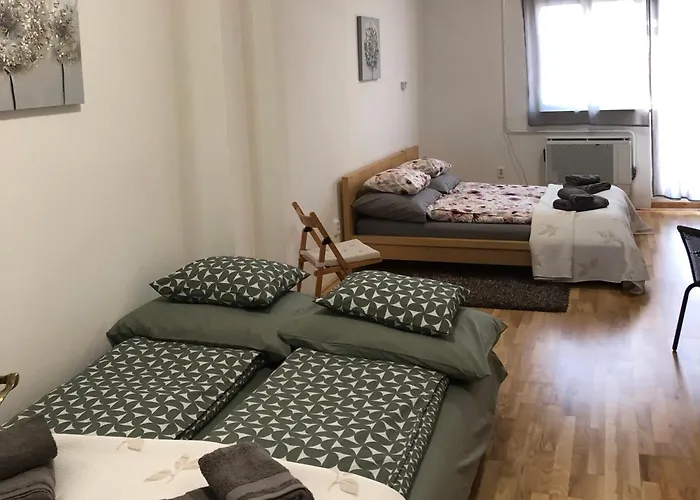 דירה With View And Balcony *