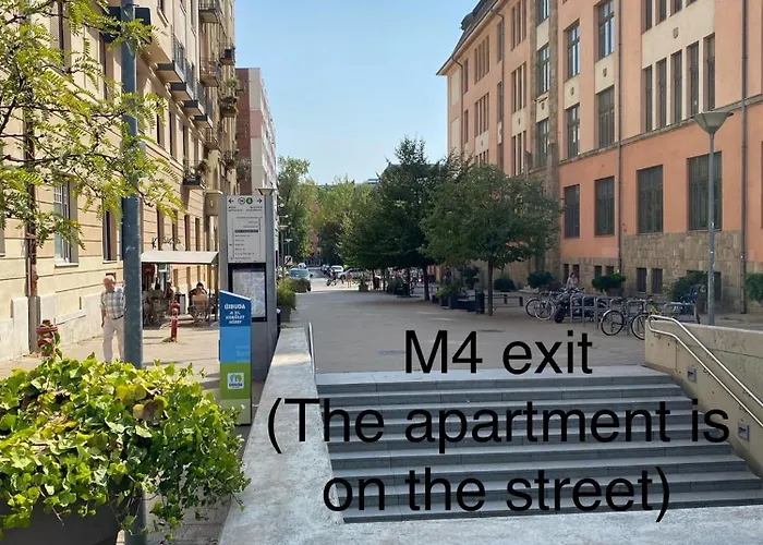 דירה With View And Balcony