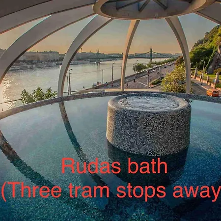 With View And Balcony - Near The Metro