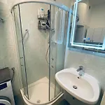 With View And Balcony - Near The Metro Apartment *