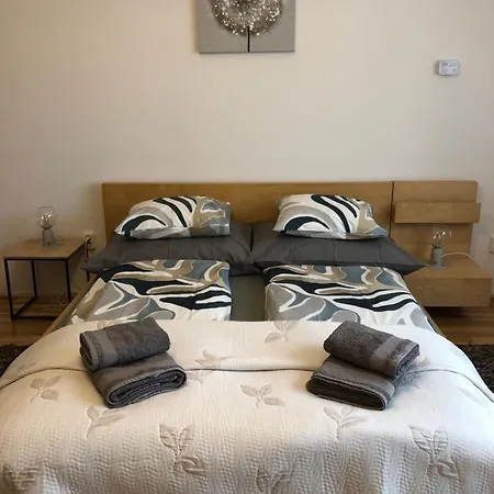 Apartament With View And Balcony - Near The Metro