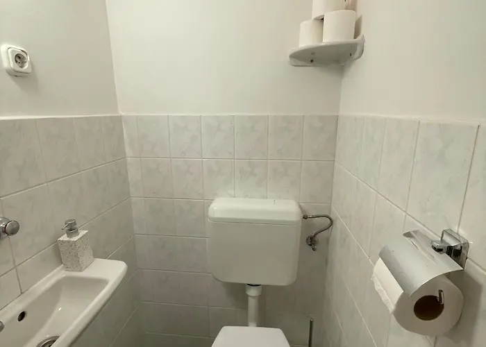 公寓 With View And Balcony